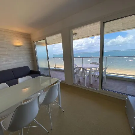Apartment T1 Renove, Acces Plage, Parking - Fr-1-374-190